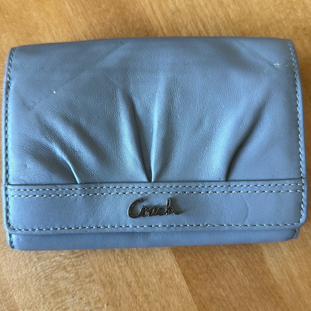 Women’s Coach Wallet Gray